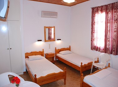 Drosia Beach - Kipseli, Zakynthos,Zante - Beach Bungalows Photo 9