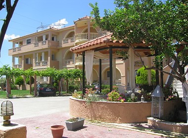 Zante Town - Zakynthos-Greece - Filoxenia Studios Apartments фото 4