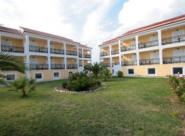 Laganas, Zante, Zakynthos - Village Inn Hotel Photo 3